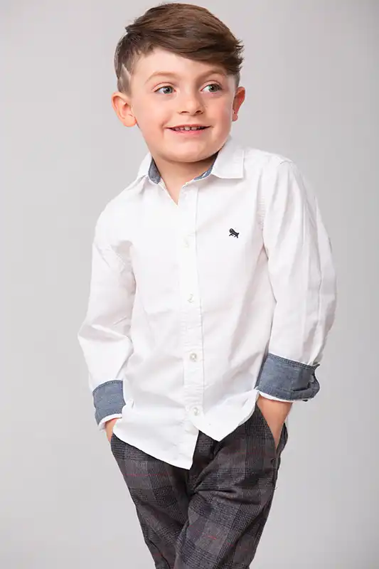 Book fotografico bambini Milano, ritratto bambino con luce morbida